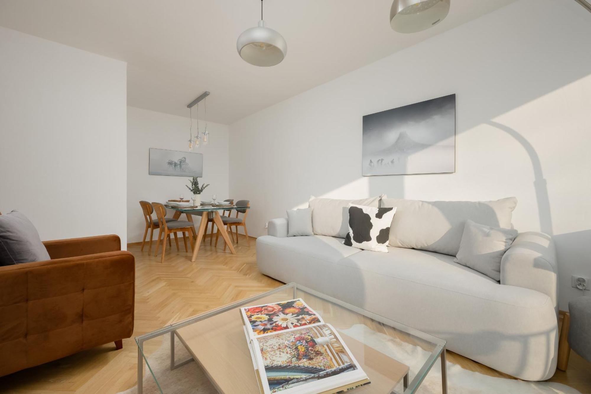 Miodowa Modern In The Old Town Of By Renters Apartament Warszawa